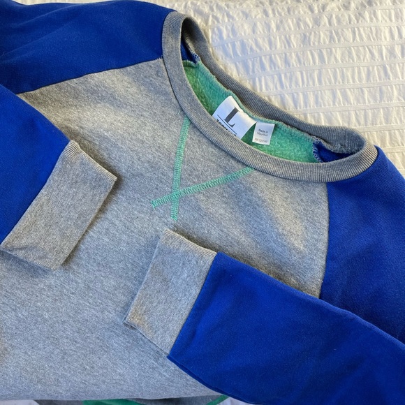 Top Man Size L Sweater Long sleeve Gray Green and Blue - Picture 12 of 15